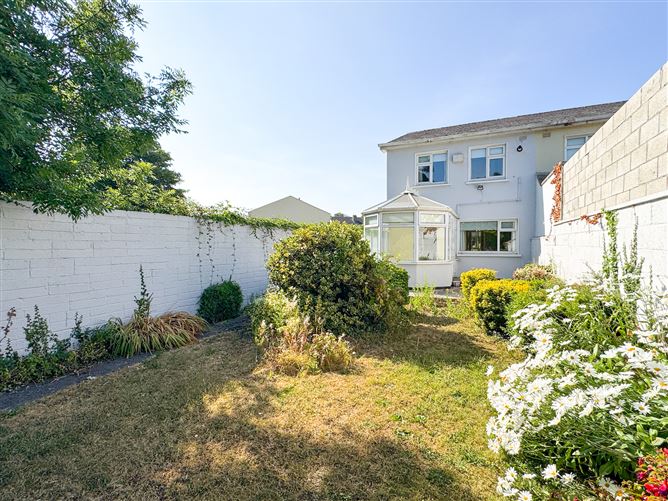 Photo 22 of 25 — 16 Somerton, Off Rochestown Avenue, Dun Laoghaire, County Dublin