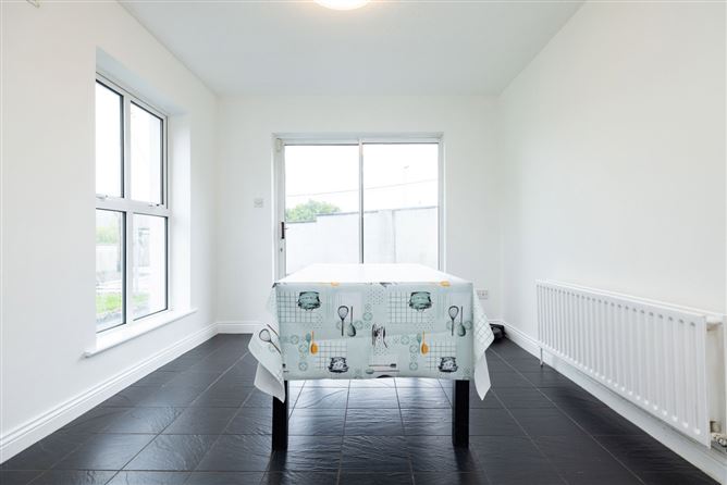 Photo 16 of 47 — 51 Chestnut Grove, Mullingar, Co. Westmeath