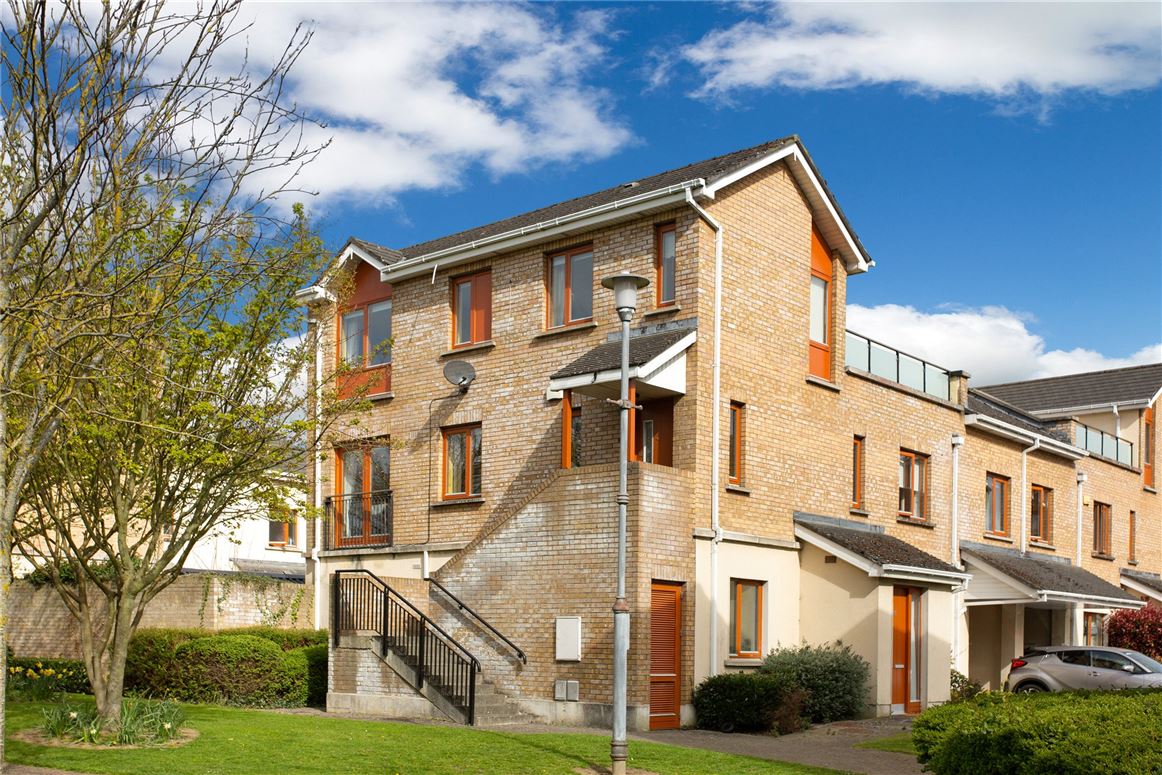 34 Fernleigh Grove, Castleknock, Dublin 15 Sherry FitzGerald