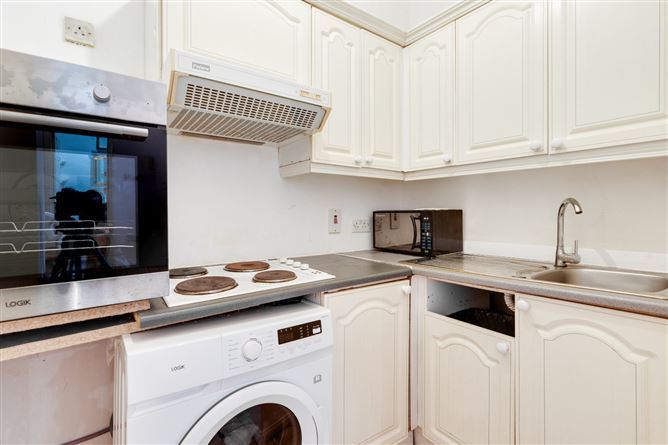 Apartment 7, Parliament Buildings, 5 Cork Hill, Dublin 2