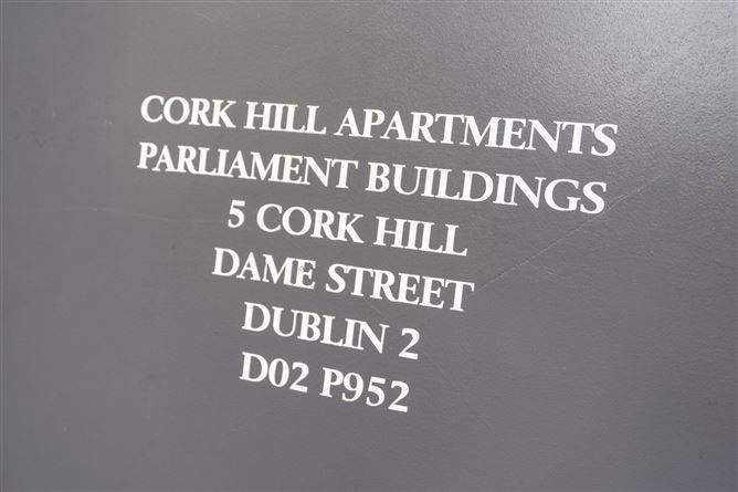 Apartment 7, Parliament Buildings, 5 Cork Hill, Dublin 2