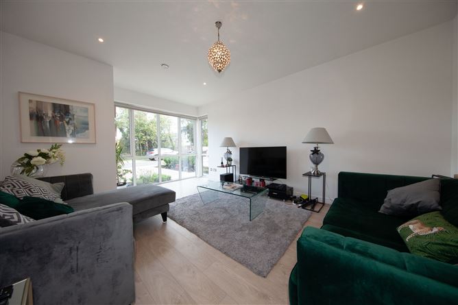 6 The Glen, Carrickmines Manor, Glenamuck Road, Carrickmines, Dublin