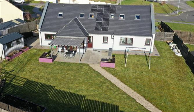 27 Glas Na Habhainn, Attirory, Carrick On Shannon, Leitrim