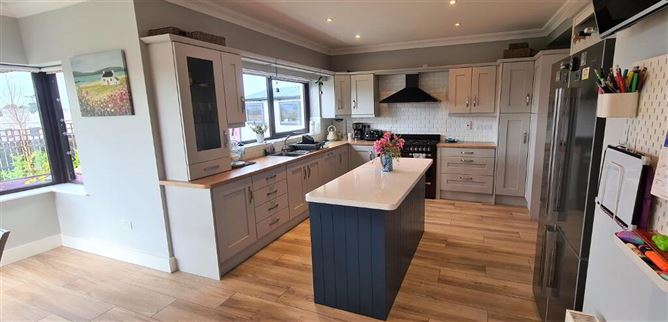 27 Glas Na Habhainn, Attirory, Carrick On Shannon, Leitrim
