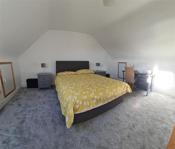 27 Glas Na Habhainn, Attirory, Carrick On Shannon, Leitrim