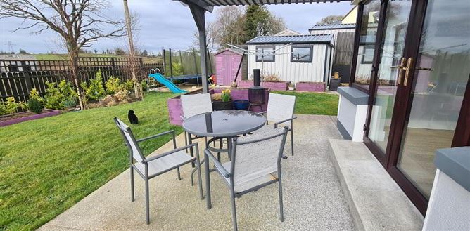 27 Glas Na Habhainn, Attirory, Carrick On Shannon, Leitrim