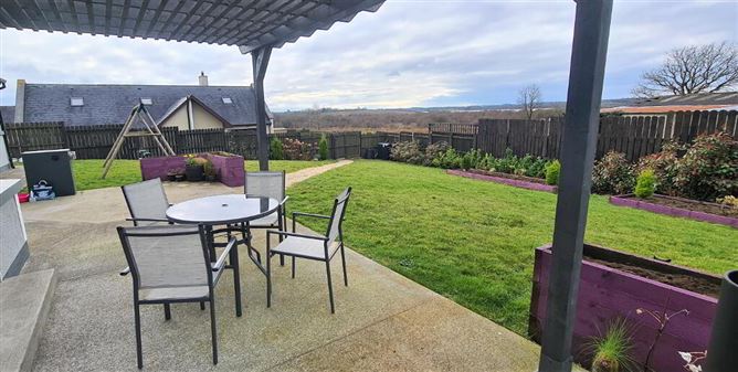 27 Glas Na Habhainn, Attirory, Carrick On Shannon, Leitrim