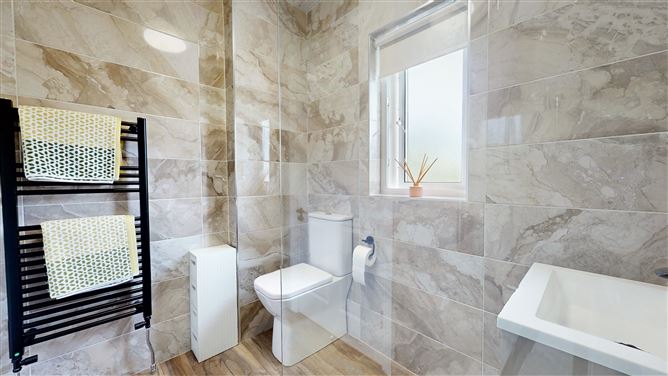 2 Tooraneena, Ballinamult, Waterford