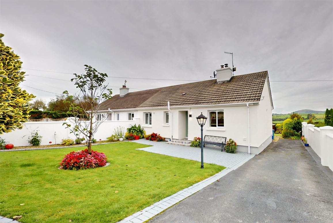 2 Tooraneena, Ballinamult, Waterford