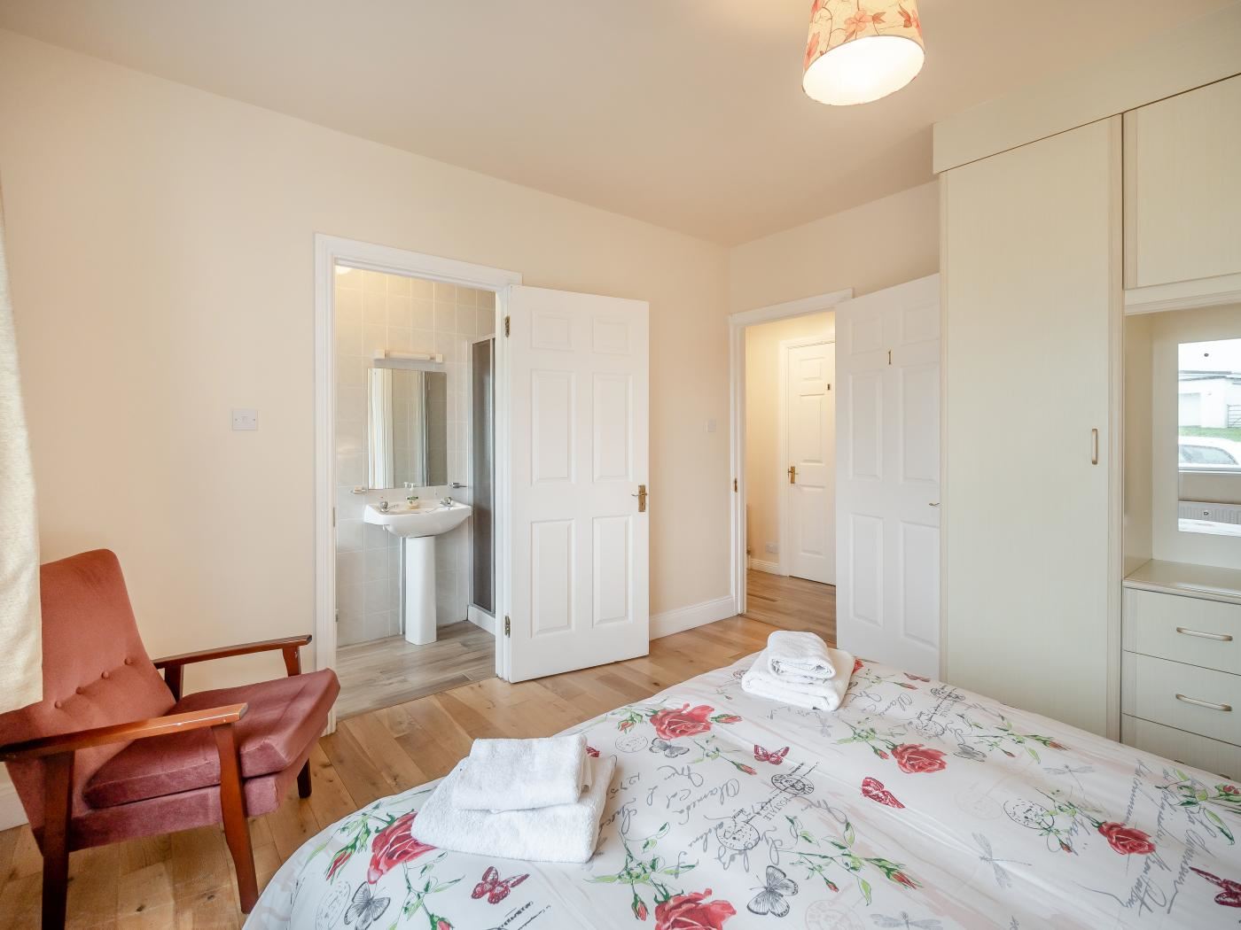 Photo 1 of 12 — 5 Bed in Achill Sound,Achill Sound,  Mayo