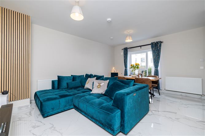 https://photos-a.propertyimages.ie/media/6/5/0/4953056/74d5b1bd-455f-4b43-9d9f-8bc149ff6c67_l.jpg