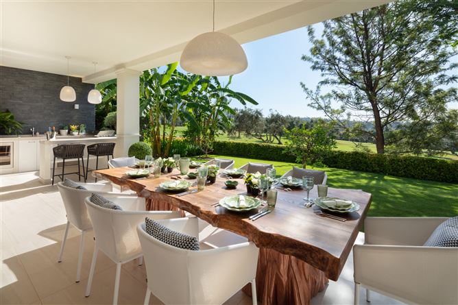 {name:Malaga, codeiso:MA}, Marbella, Nueva Andalucia, Aloha, Spain - COSTA-01222P