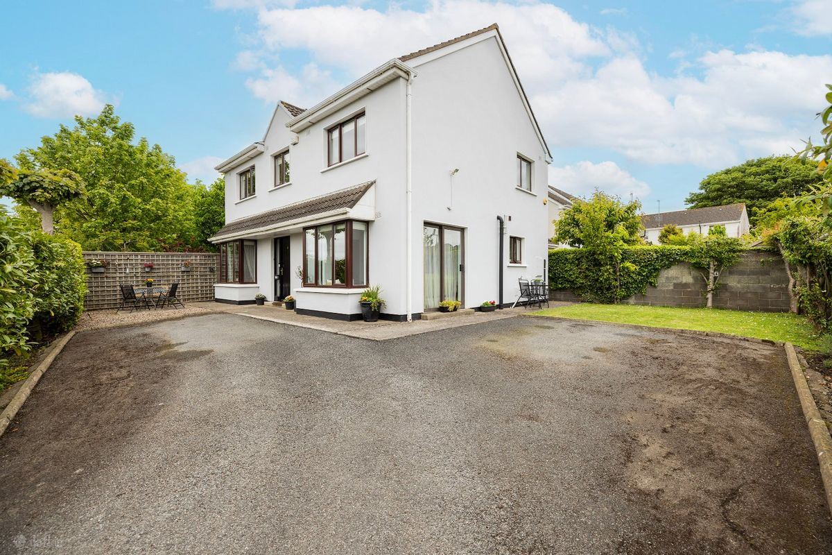 8 The Coachyard, Balrothery, County Dublin
