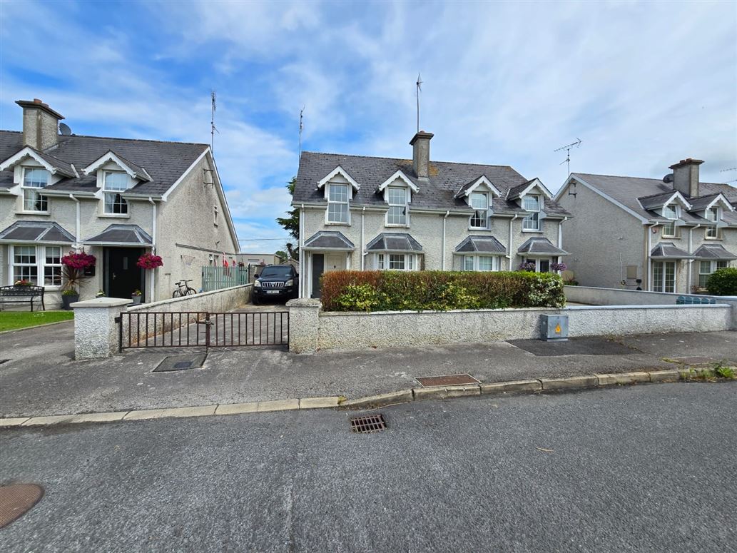 10 Abbey Court, Louth Village, Co. Louth