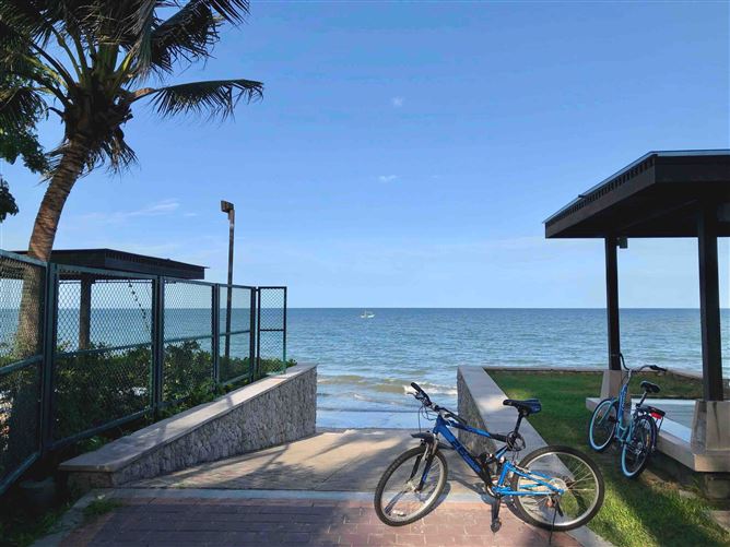 Beach Paradise,Tambon Cha-am, Phetchaburi, Thailand