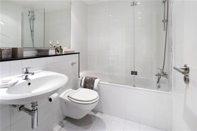 17 Block 8, Clarion Quay, IFSC, Dublin 1