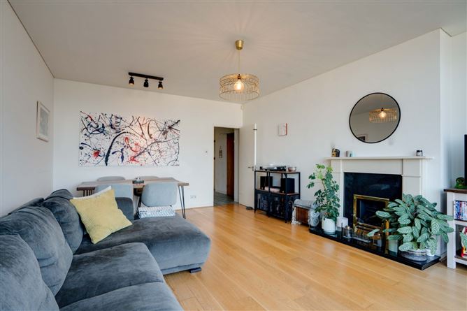 Apt, 74 Pavillion Apartments, Marine Road, Dun Laoghaire, Co. Dublin