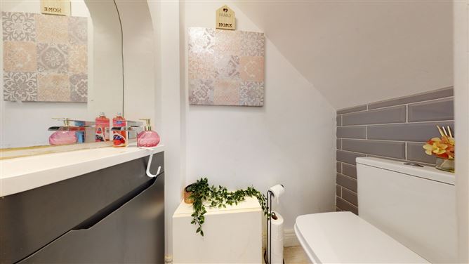 65 Ashlawn Park, Ballybrack, County Dublin