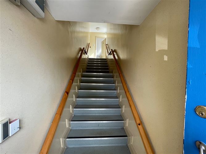 Office Suite c. 820 Sq. Ft., Main Street, Blessington, Wicklow