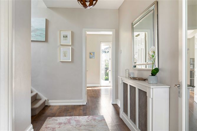 3 Claremont Grove, Killiney, Co. Dublin