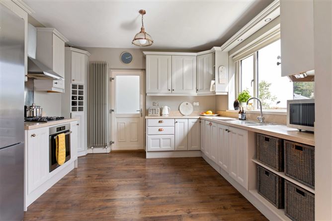 3 Claremont Grove, Killiney, Co. Dublin