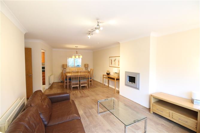 83 The Oaks, Rockfield, Dundrum, Dublin 16