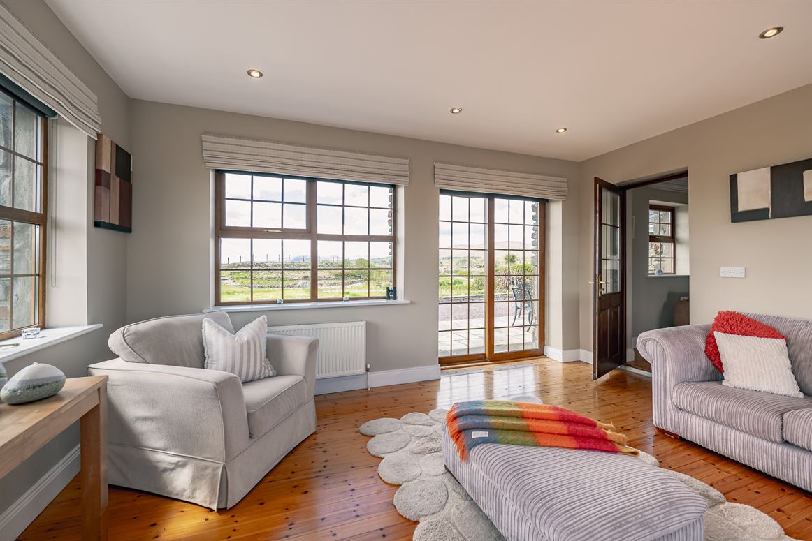 Carrig Fada House, 2 Rossmore Island, Tahilla, Sneem, Co. Kerry Carrig Fada House, 2 Rossmore Island, Tahilla, Sneem, Co. Kerry