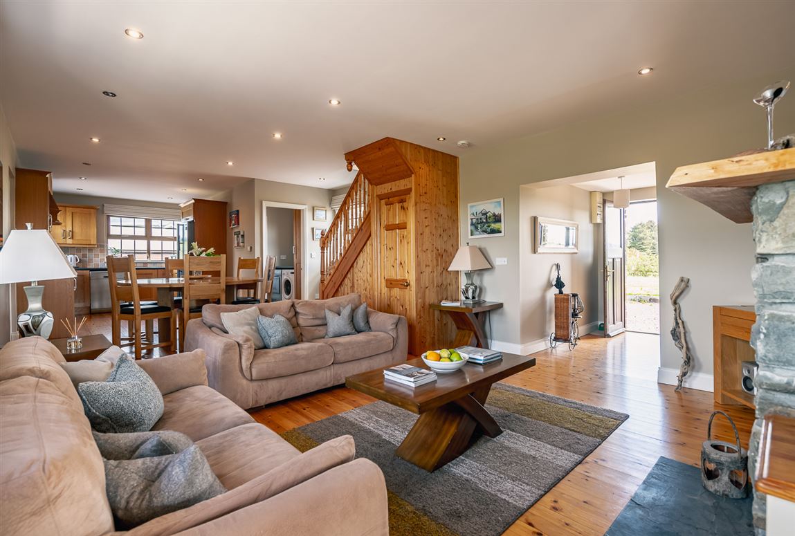 Carrig Fada House, 2 Rossmore Island, Tahilla, Sneem, Co. Kerry Carrig Fada House, 2 Rossmore Island, Tahilla, Sneem, Co. Kerry