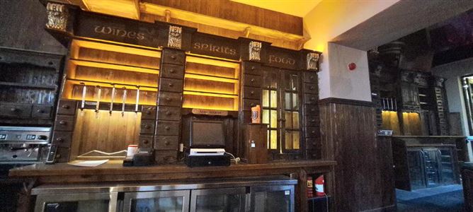 Auld Shebeen, Main Street, Moate, Westmeath