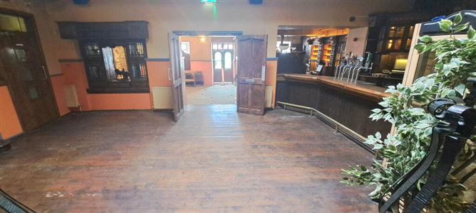 Auld Shebeen, Main Street, Moate, Westmeath