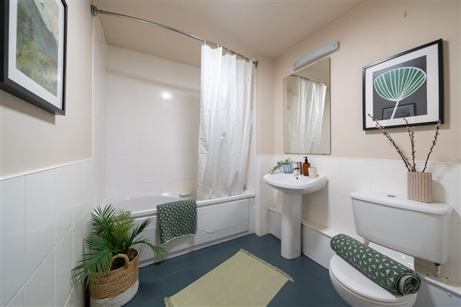 123 Kilmainham Bank, Kilmainham, Dublin 8