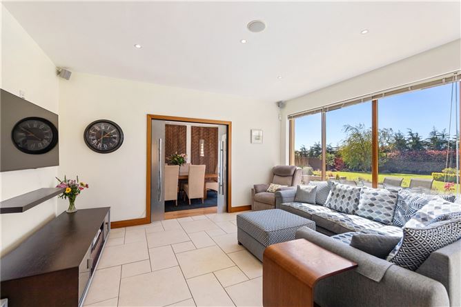 https://photos-a.propertyimages.ie/media/6/5/1/4998156/bfa25386-e9bb-48ab-9487-20b142b3a2e7_l.jpg