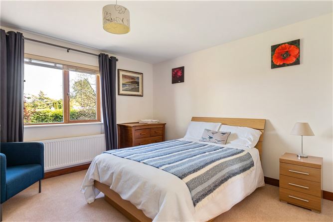 https://photos-a.propertyimages.ie/media/6/5/1/4998156/bfa25386-e9bb-48ab-9487-20b142b3a2e7_l.jpg