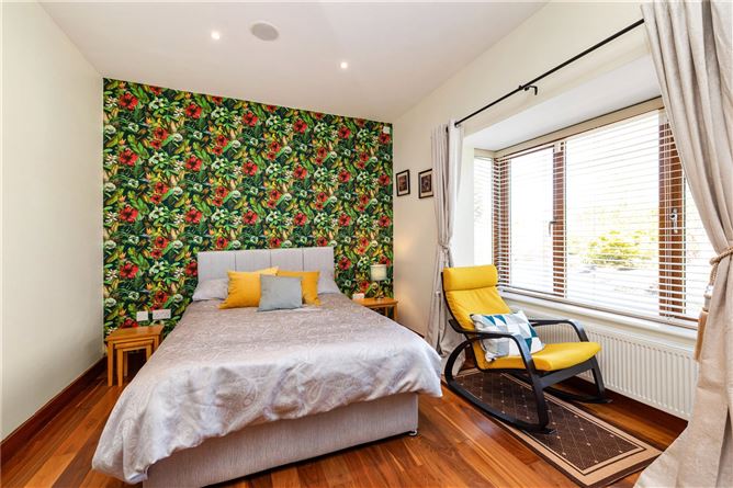 https://photos-a.propertyimages.ie/media/6/5/1/4998156/bfa25386-e9bb-48ab-9487-20b142b3a2e7_l.jpg
