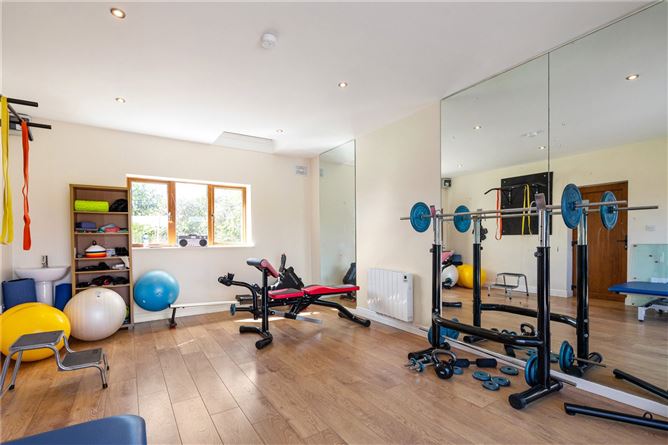 https://photos-a.propertyimages.ie/media/6/5/1/4998156/bfa25386-e9bb-48ab-9487-20b142b3a2e7_l.jpg