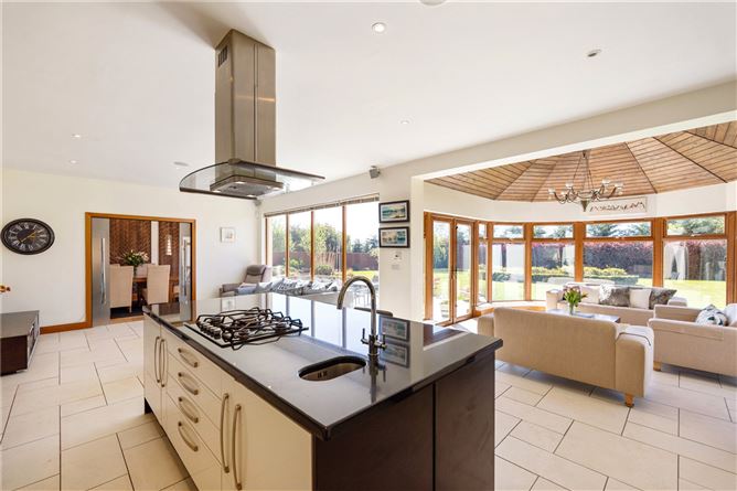 https://photos-a.propertyimages.ie/media/6/5/1/4998156/bfa25386-e9bb-48ab-9487-20b142b3a2e7_l.jpg