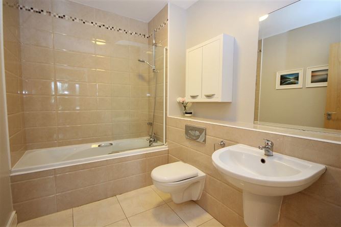 8 Adamstown Park, Adamstown, Lucan, Co. Dublin