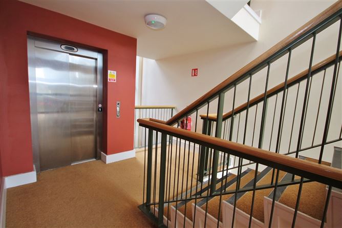 8 Adamstown Park, Adamstown, Lucan, Co. Dublin