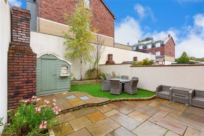18 Grange Hill, Harolds Grange Road, Sandyford, Dublin 18