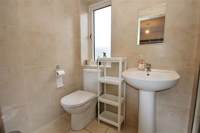 1 Shackleton Place, Lucan, Co. Dublin