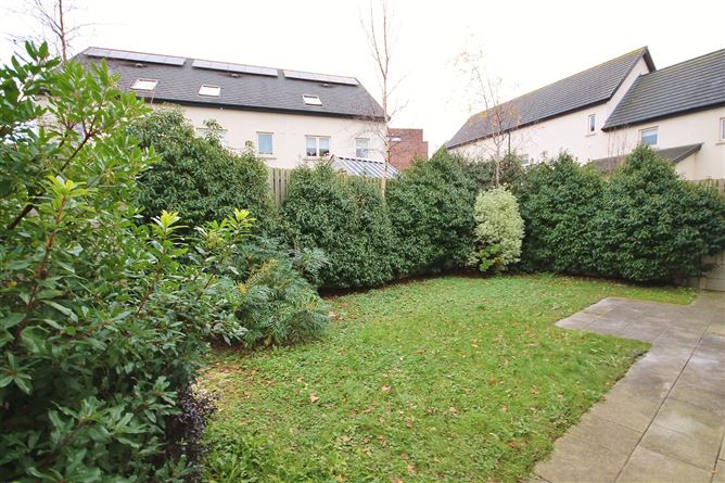 1 Shackleton Place, Lucan, Co. Dublin