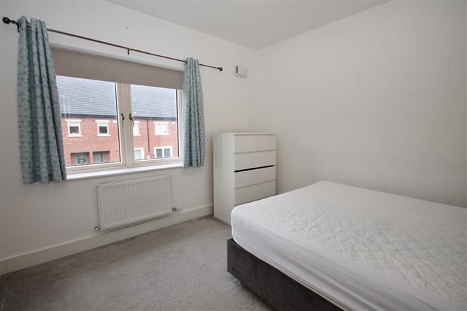 1 Shackleton Place, Lucan, Co. Dublin