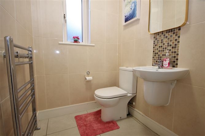1 Shackleton Place, Lucan, Co. Dublin