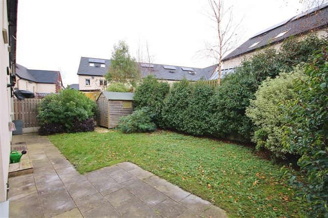 1 Shackleton Place, Lucan, Co. Dublin