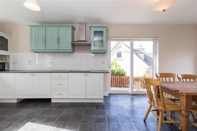 6 Watchouse Village, Clonegal, Co. Wexford