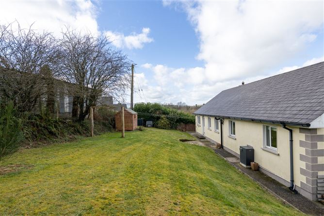 6 Watchouse Village, Clonegal, Co. Wexford