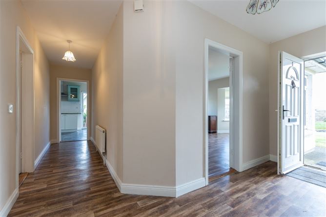 6 Watchouse Village, Clonegal, Co. Wexford