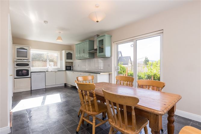 6 Watchouse Village, Clonegal, Co. Wexford