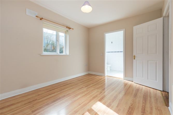 6 Watchouse Village, Clonegal, Co. Wexford