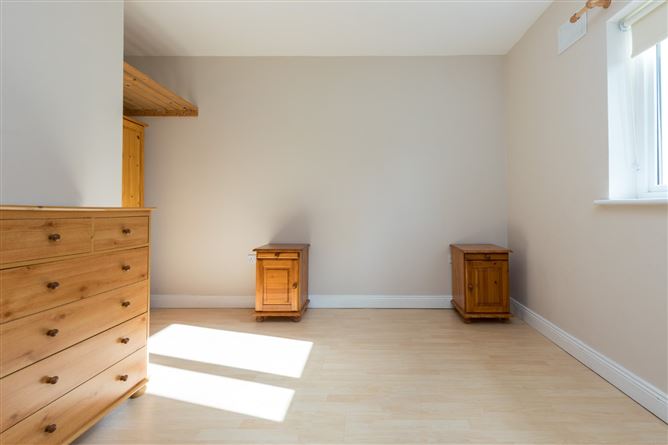 6 Watchouse Village, Clonegal, Co. Wexford